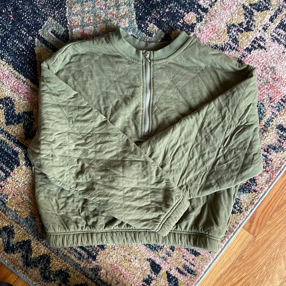Quilted quarter zip